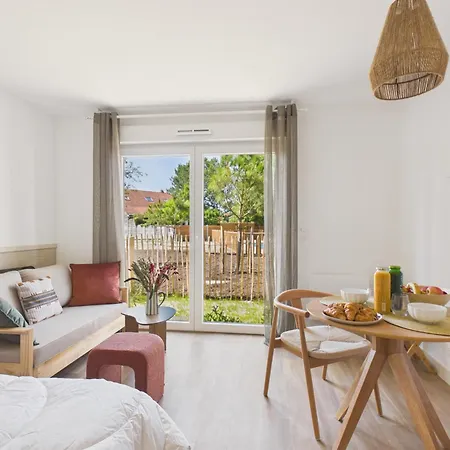 Le Egg - Pour 2 - Piscine Commune Apartment *